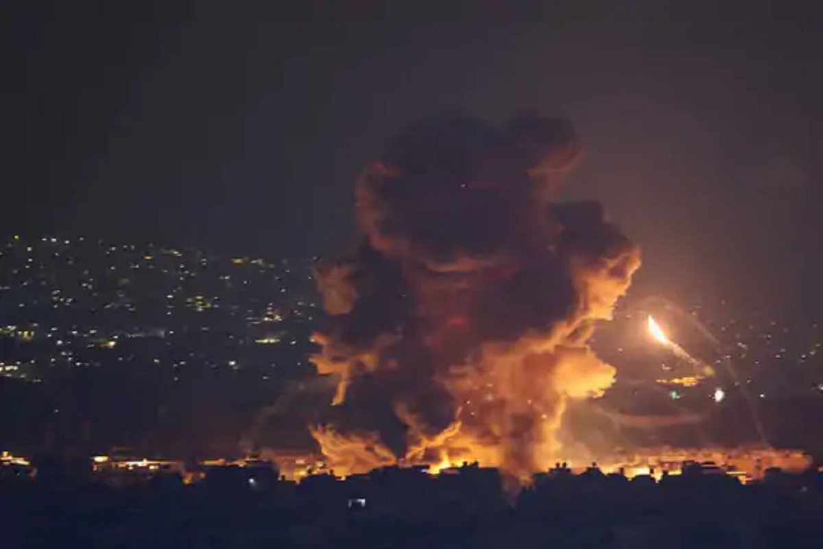 Israel Lebanon War: फेल हुआ इजराइल का एयर डिफेंस सिस्टम, हिजबुल्लाह ने सैन्य अड्डों पर दागे रॉकेट, 10 से ज्यादा लोग घायल