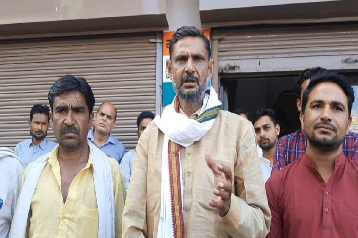 MLA Babu Jandel News: अपनी ही पार्टी से नाराज हो बैठे विधायक बाबू जंडेल, कांग्रेस की आम सभा से जुड़ा है मामला