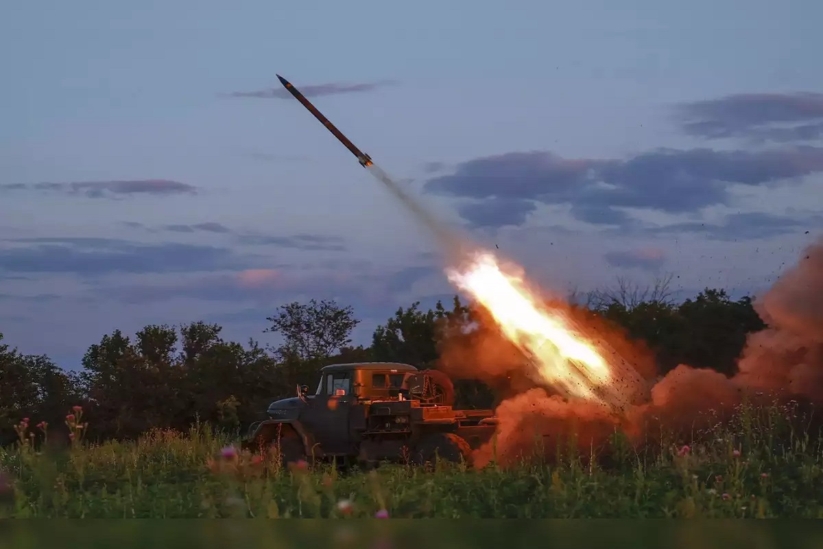 India’s Security Weapons: बेहद मजबूत है भारत का सुरक्षा चक्र, इजरायल जैसा मिसाइल अटैक करने से पहले 100 बार सोचेगा दुश्मन देश