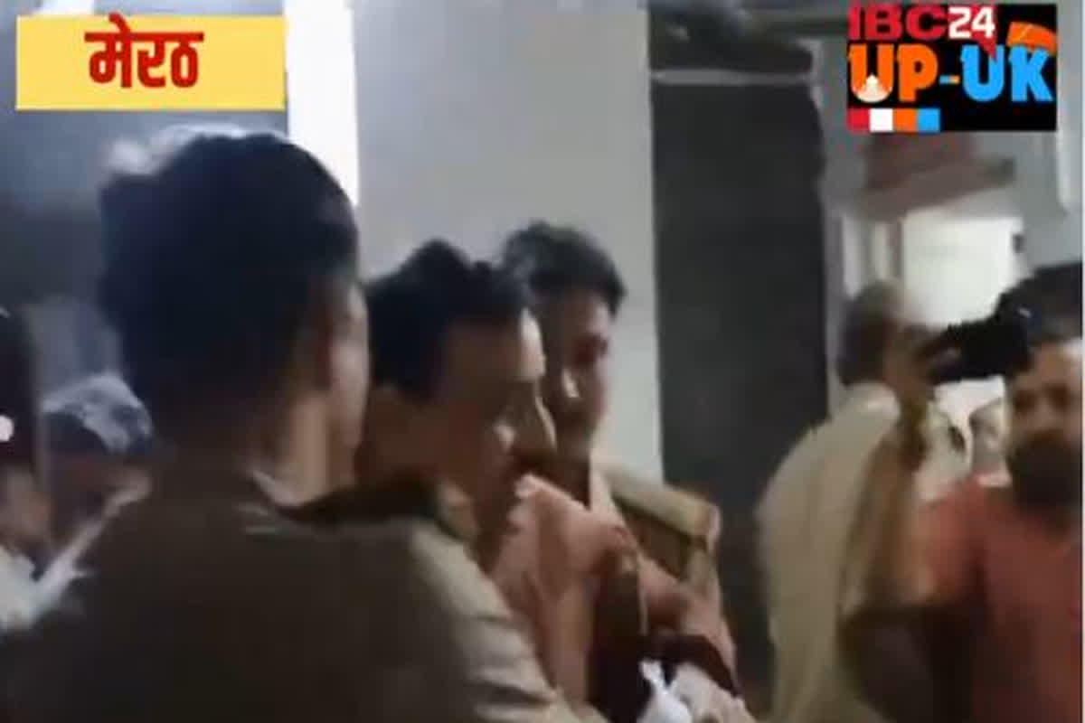 Meerut BJP Leader Viral Video: भाजपा नेता ने महिला के साथ की गंदी बात, पुलिस वालों के सामने ही कहा- आ तू ही…ले, देर रात हुआ जमकर हंगामा