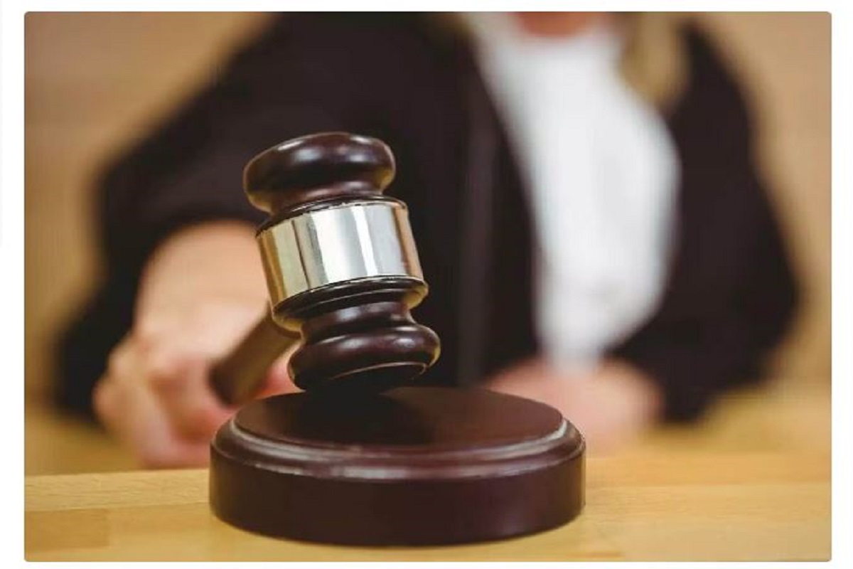 पति-पत्नी सेक्स की डिमांड एक दूसरे से नहीं तो किससे करेंगे? दंपति के विवाद पर सुनवाई के दौरान हाईकोर्ट ने की टिप्पणी