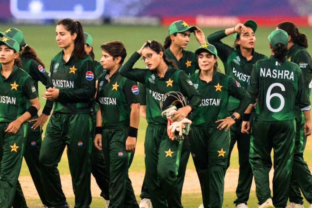 Did Pakistan's women's team intentionally lose the match against New Zealand?