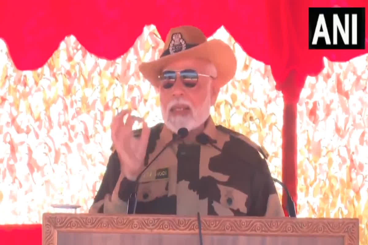 Today Latest News Live Updates 31 October 2024 : PM ने कच्छ में देश के जवानों को किया संबोधित, कहा – मातृभूमि की सेवा का मौका मिलना सौभाग्य