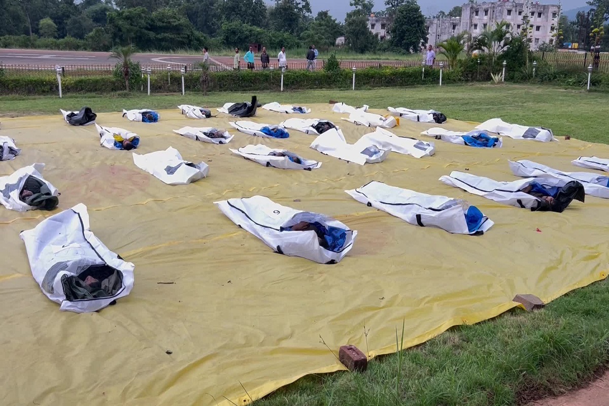पुलिस मुठभेड़ में ढेर किए गए 29 नक्स​लियों की हुई पहचान, नाम, पद और इनाम की राशि सब कुछ जानें