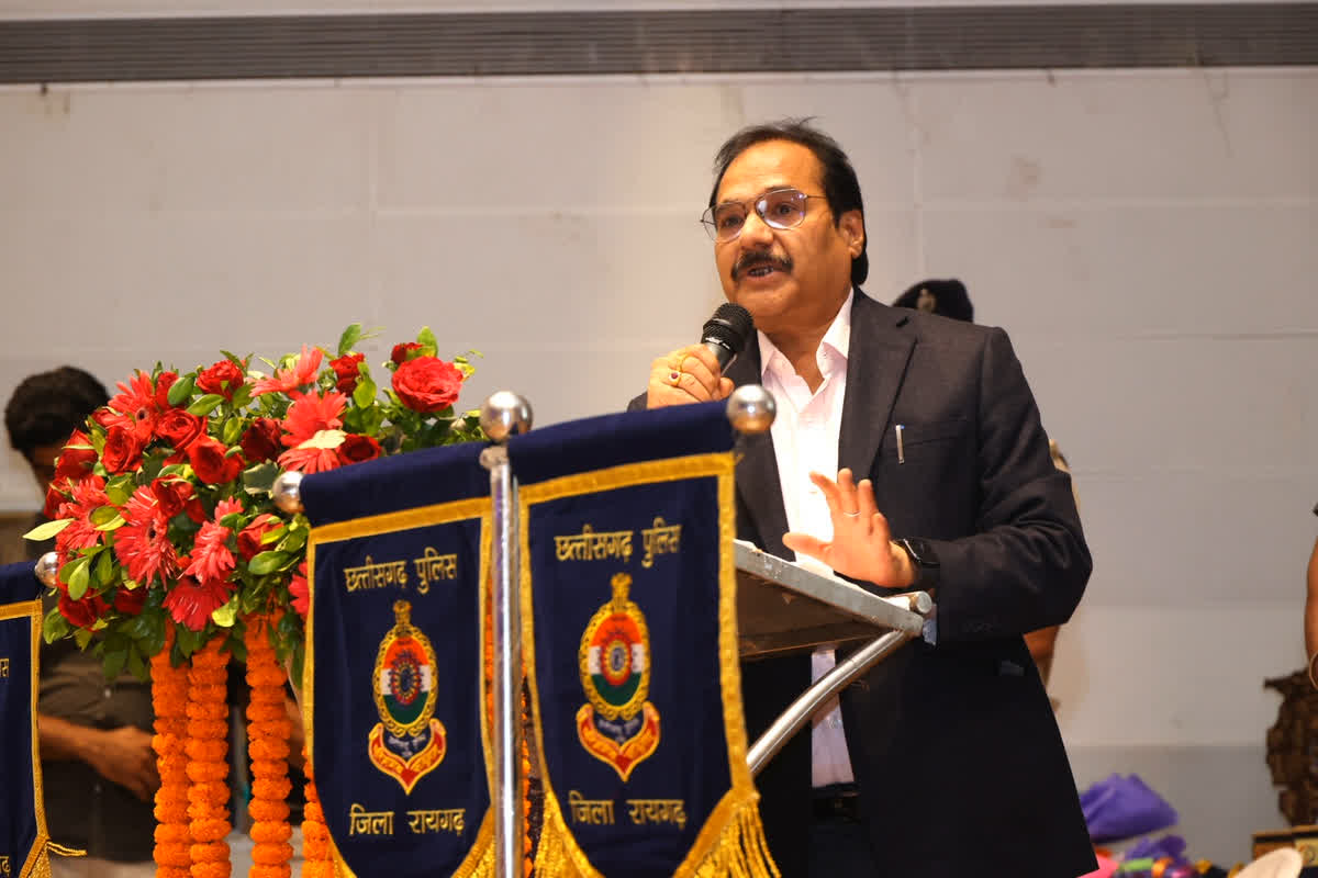 Cyber ​​Security -Water Conservation Workshop : साइबर सुरक्षा और जल संरक्षण पर आयोजित कार्यशाला में शामिल हुआ सुप्रीम कोर्ट के जस्टिस प्रशांत मिश्रा, कहा – लोगों में जागरूकता बेहद जरूरी