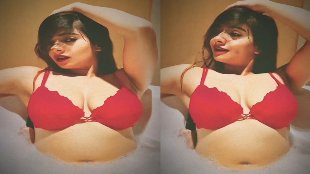 Hot Desi Girl Latest Sexy Video