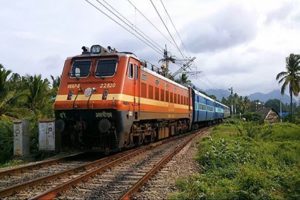 Special train from Rani Kamlapati to Rewa