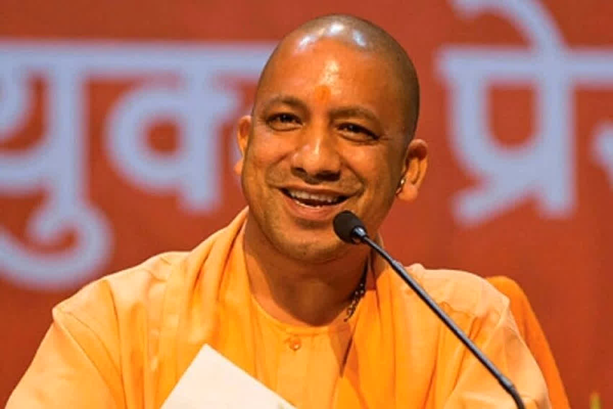 CM Yogi Ayodhya Visit: कल अयोध्या जाएंगे सीएम योगी, हनुमानगढ़ी और रामलला के दर्शन करने के साथ कई कार्यक्रमों में होंगे शामिल 