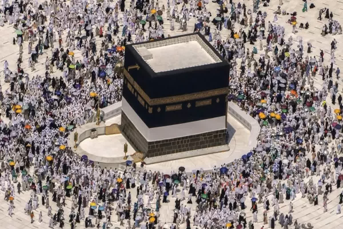 Haj Suvidha App 2.0 lunched: अब हजयात्रा होगी और भी सुगम.. केंद्रीय मंत्री ने की हज सुविधा ऐप 2.0 की शुरुआत, हज समितियों के अध्यक्षों के सम्मेलन को किया संबोधित