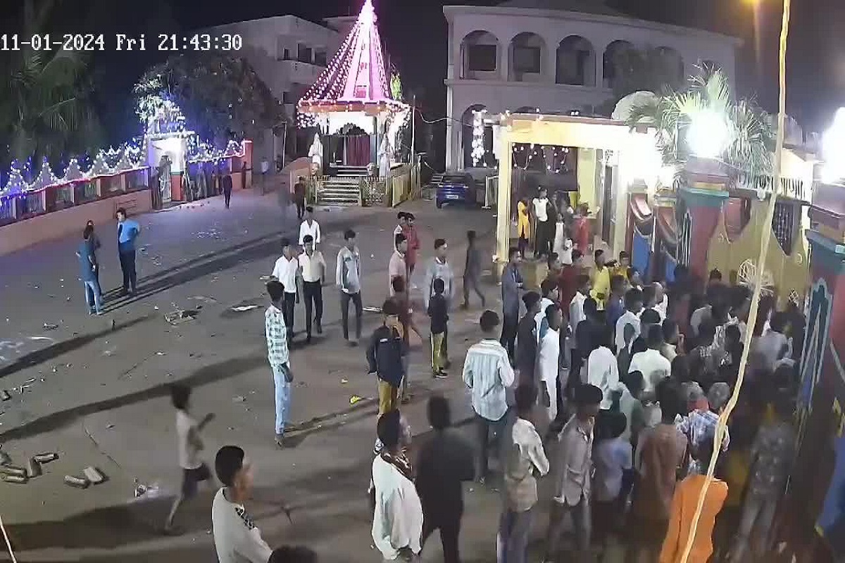 बेमेतरा में बवाल! दामाखेड़ा में प्रकाश मुनि नाम साहेब के वंशज पर हमला, 11 लोग गिरफ्तार