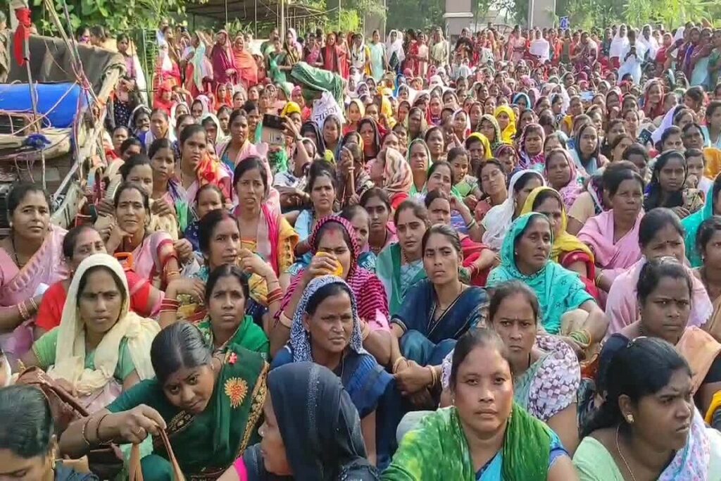 Anganwadi workers regularization in chhattisgarh