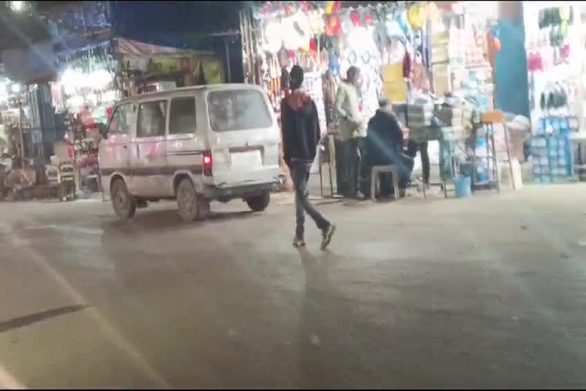 युवक ने किशोरी के शरीर पर चाकू से किए ताबडतोड़ कई वार, आदतन नशेड़ी बताया जा रहा आरोपी