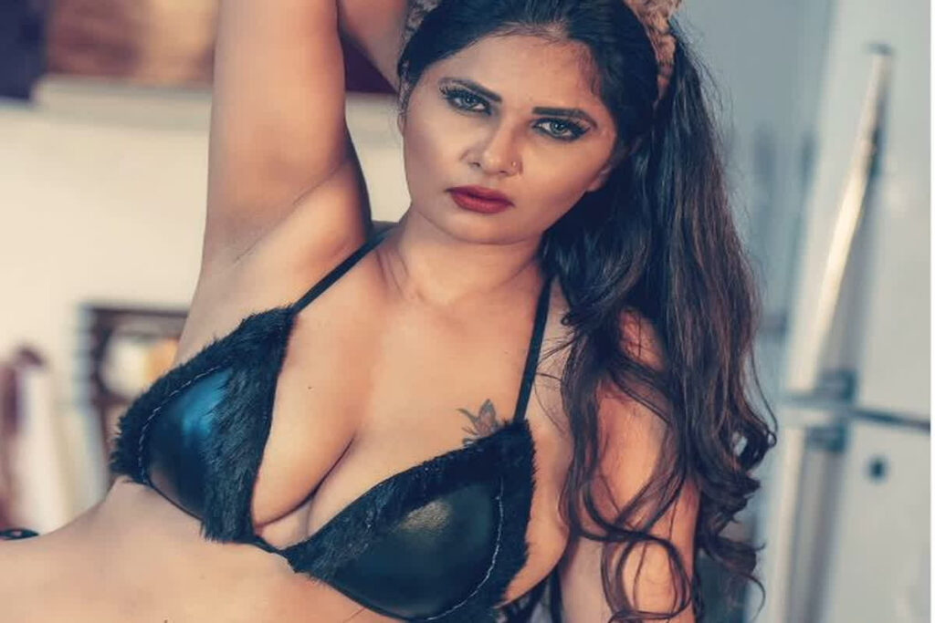 Actress aabha paul bold sexy video