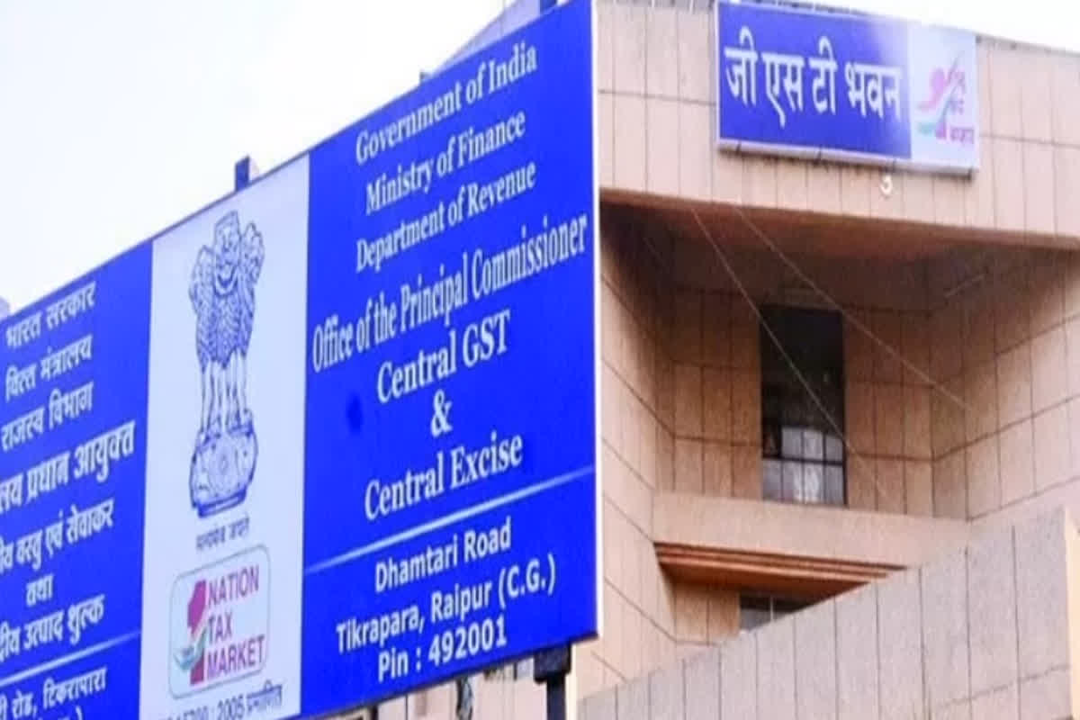 State GST Department Big Action: बिना ई वे बिल के रायपुर लाए गए सामन पर स्टेट जीएसटी विभाग की बड़ी कार्रवाई, दो ट्रक समान जप्त