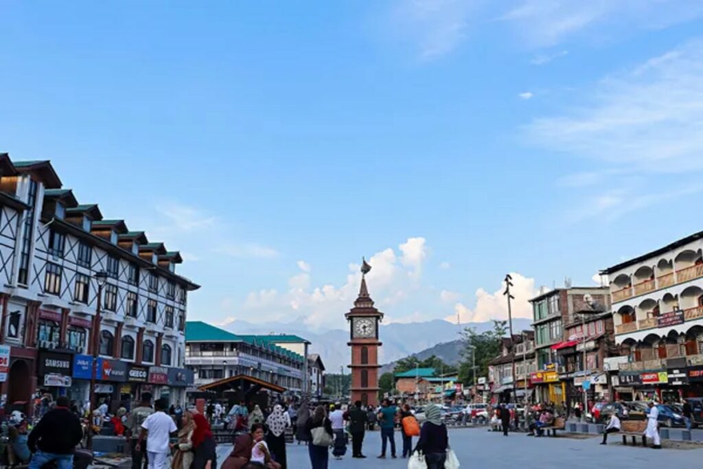 Blast at Lal Chowk in Srinagar