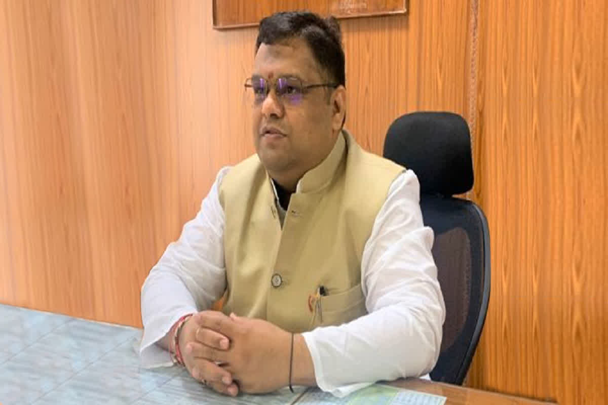 Narmadapuram News: ‘यौन शोषण के माध्यम से किया जा रहा धर्म परिवर्तन का षड़यंत्र’, राष्ट्रीय बाल संरक्षण आयोग के पूर्व अध्यक्ष ने लगाया बड़ा आरोप