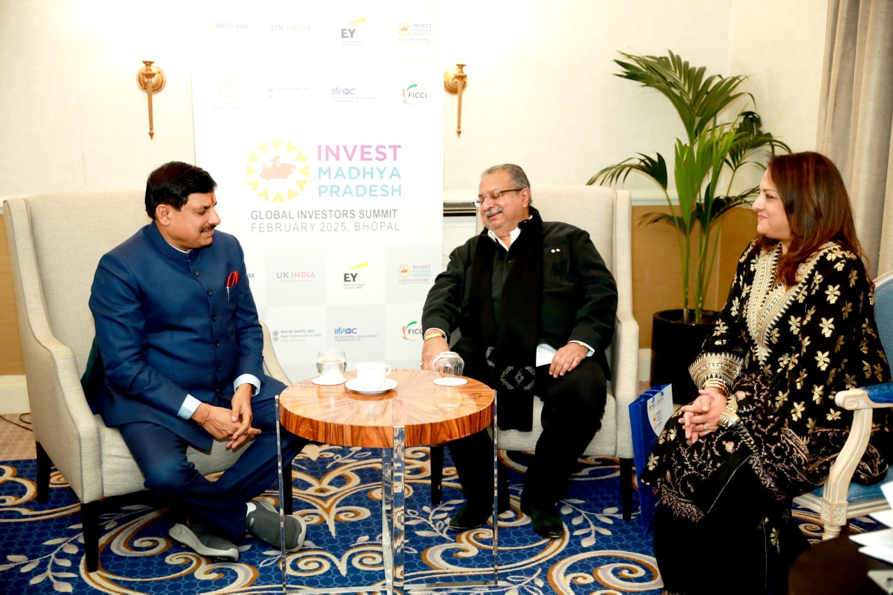 CM Yadav Meeting With Investors