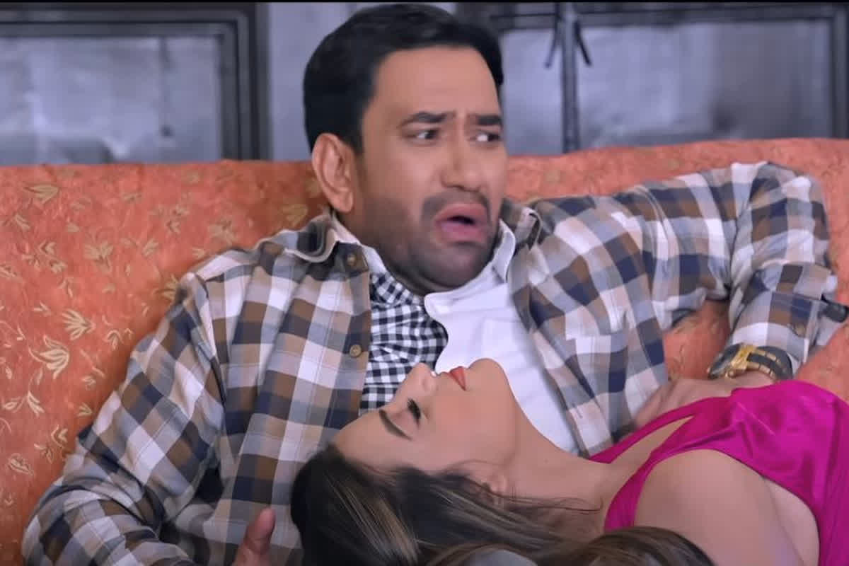 Dinesh Lal Yadav ‘Nirahua’ Akshara Singh: ‘कर लो पीया जी मुठभेड़’, ‘राती के डेढ़ बजे’ निहुआ से मिलने पहुंची अक्षरा सिंह! कही ये बात