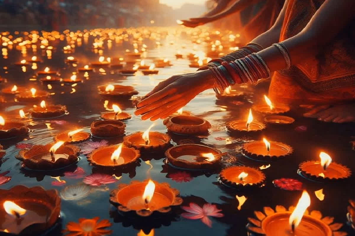Dev Diwali 2024 Puja Vidhi : कल मनाई जाएगी देव दिवाली, जानें क्या है पूजा का शुभ मुहूर्त और पूजा विधि