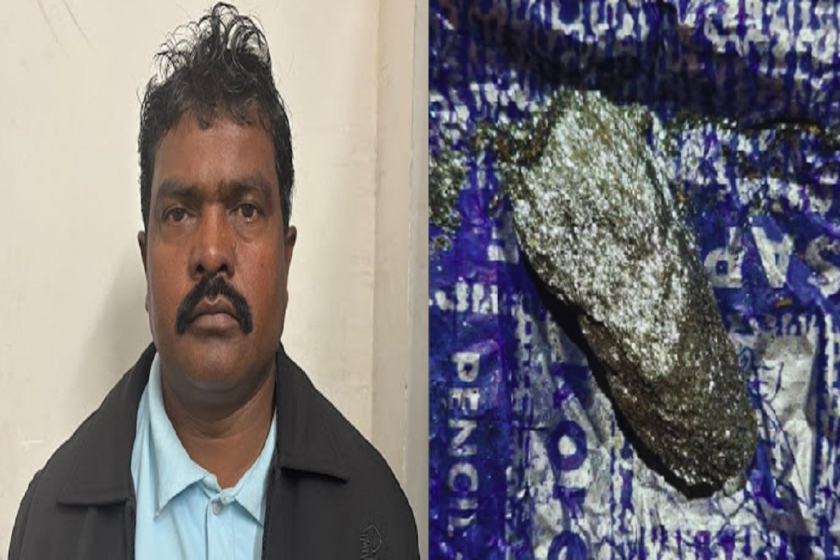 West Bengal News: इस नेता के घर मिला दुनिया का सबसे खतरनाक चीज, देखकर पुलिस ने भी पकड़ लिया माथा, 1 ग्राम की कीमत जानकर आपके भी छूट जाएंगे पसीने