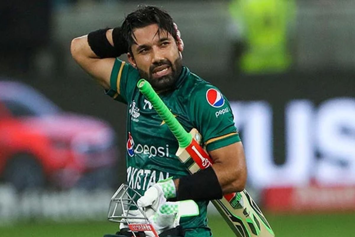 pakistan vs australia: पहले ODI में ऑस्ट्रेलिया ने पाकिस्तान को 2 विकेट से दी मात.. हार के साथ हुई मोहम्मद रिजवान के कप्तानी करियर की शुरुआत..