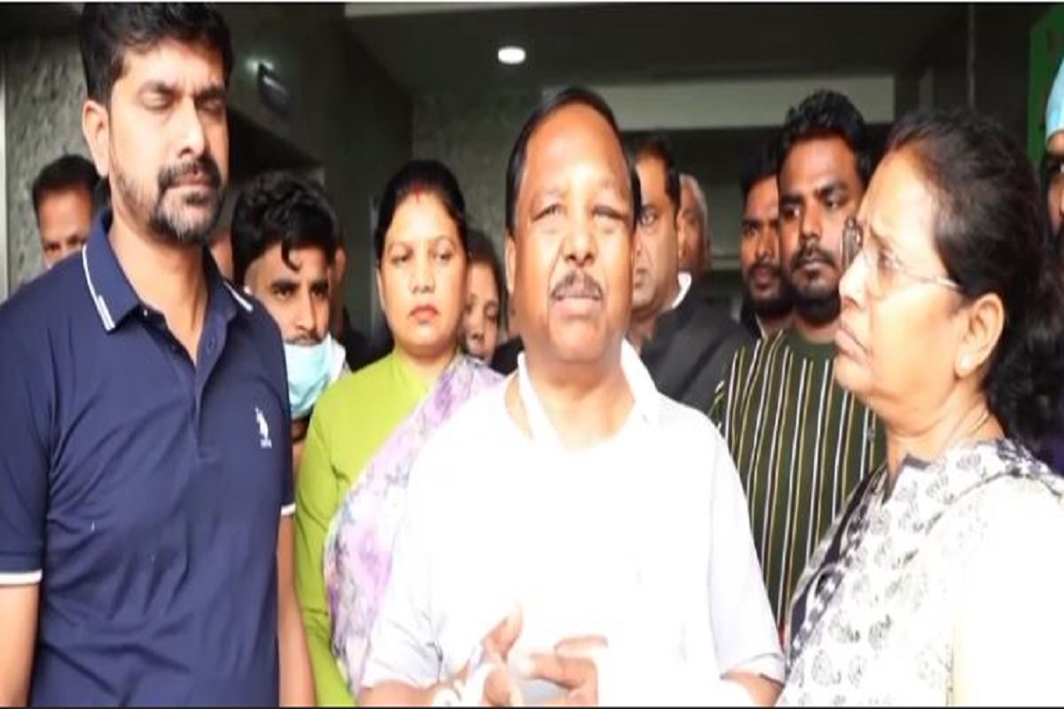 अस्पताल में भर्ती मंत्री रामविचार नेताम ने जारी किया वीडियो, शुभचिंतकों को दिया बड़ा संदेश