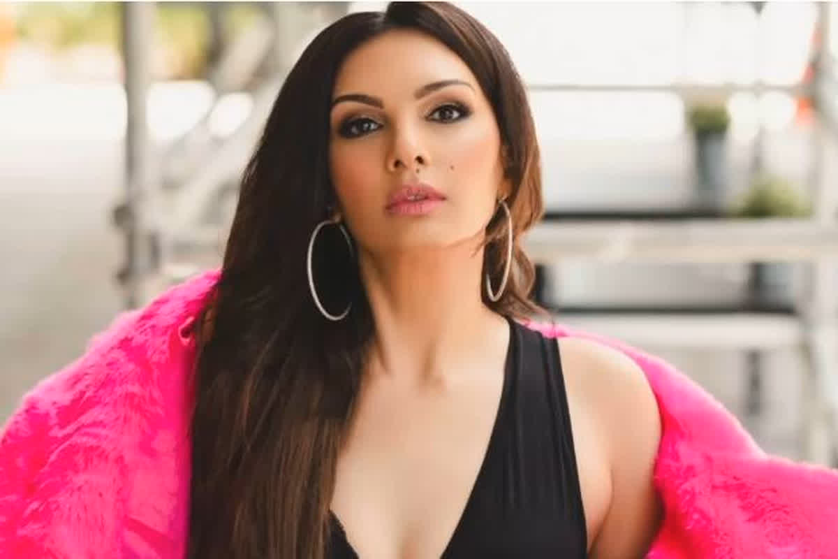 Somy Ali On Sushant Singh Rajput Case : सुशांत सिंह राजपूत की हुई थी हत्या!… डॉक्टर्स ने बदली रिपोर्ट, सलमान खान की एक्स गर्लफ्रेंड ने किया बड़ा दावा