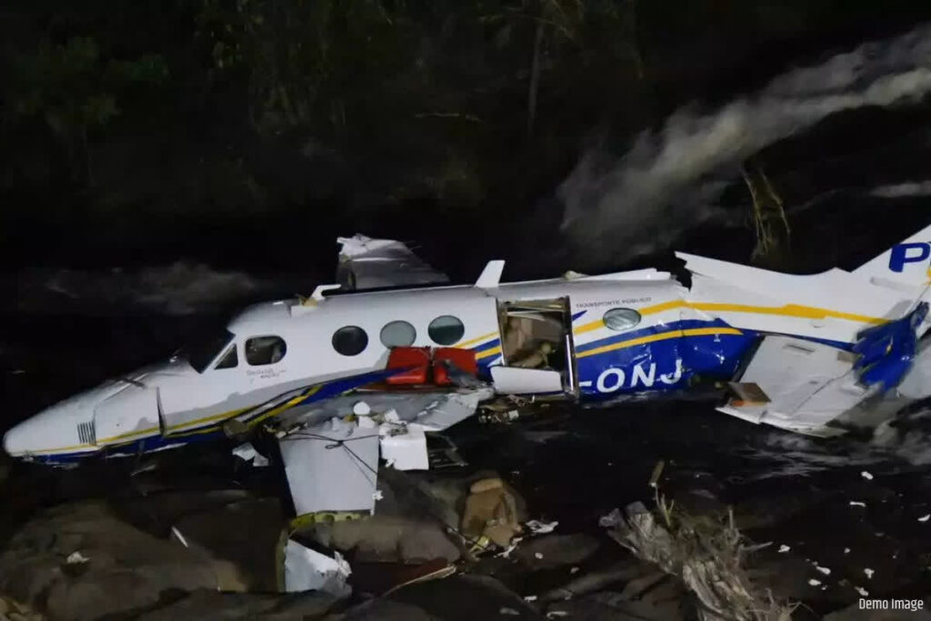 Plane Crash Live Viral Video