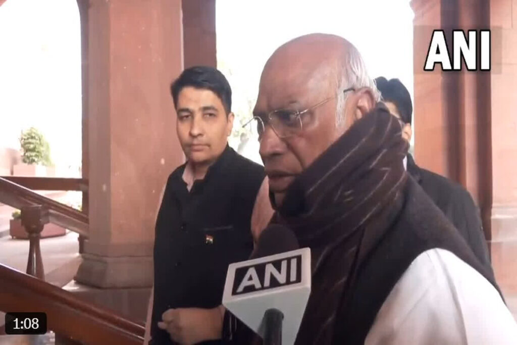 Mallikarjun Kharge demands resignation from Union Home Minister Amit Shah| Photo Credit: ANI