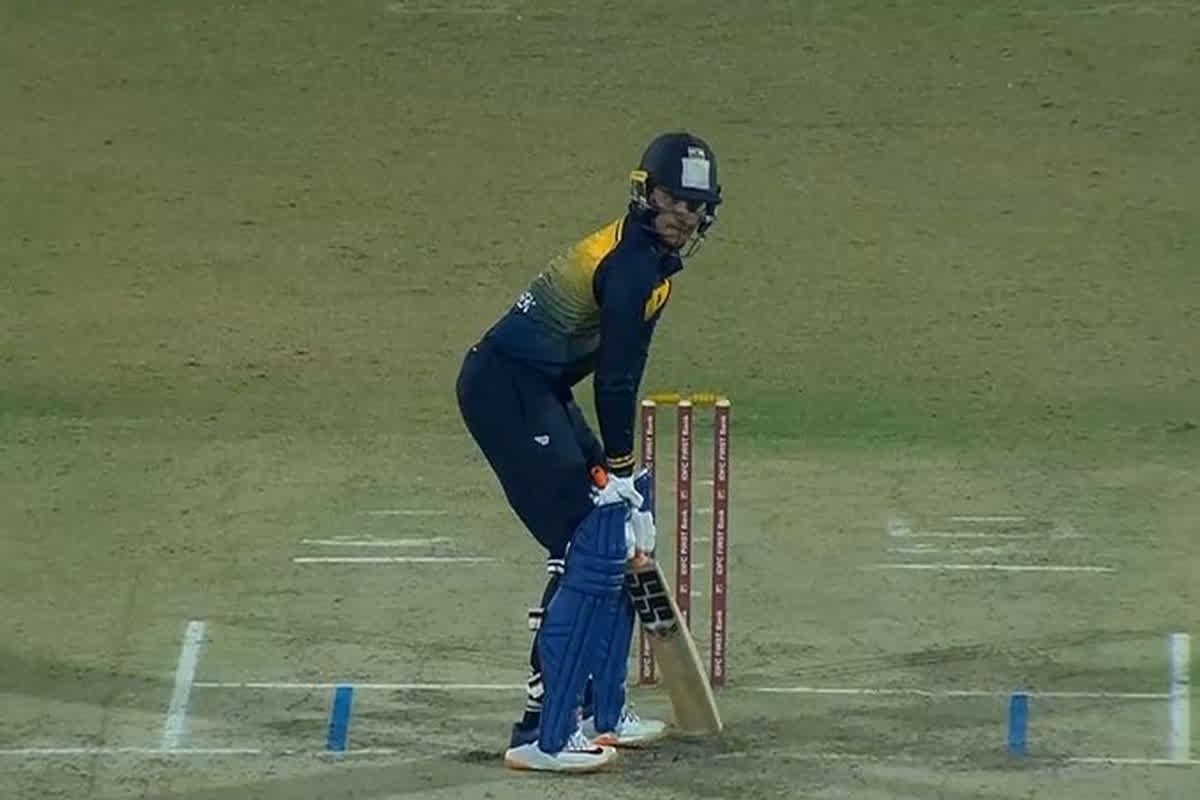 Syed Mushtaq Ali Trophy : 28 गेंदों में ठोका शतक, 10 ओवर में टीम को जिताया मैच, इस युवा बल्लेबाज ने खेली तूफानी पारी, तोड़ दिया सूर्या का ये महारिकॉर्ड