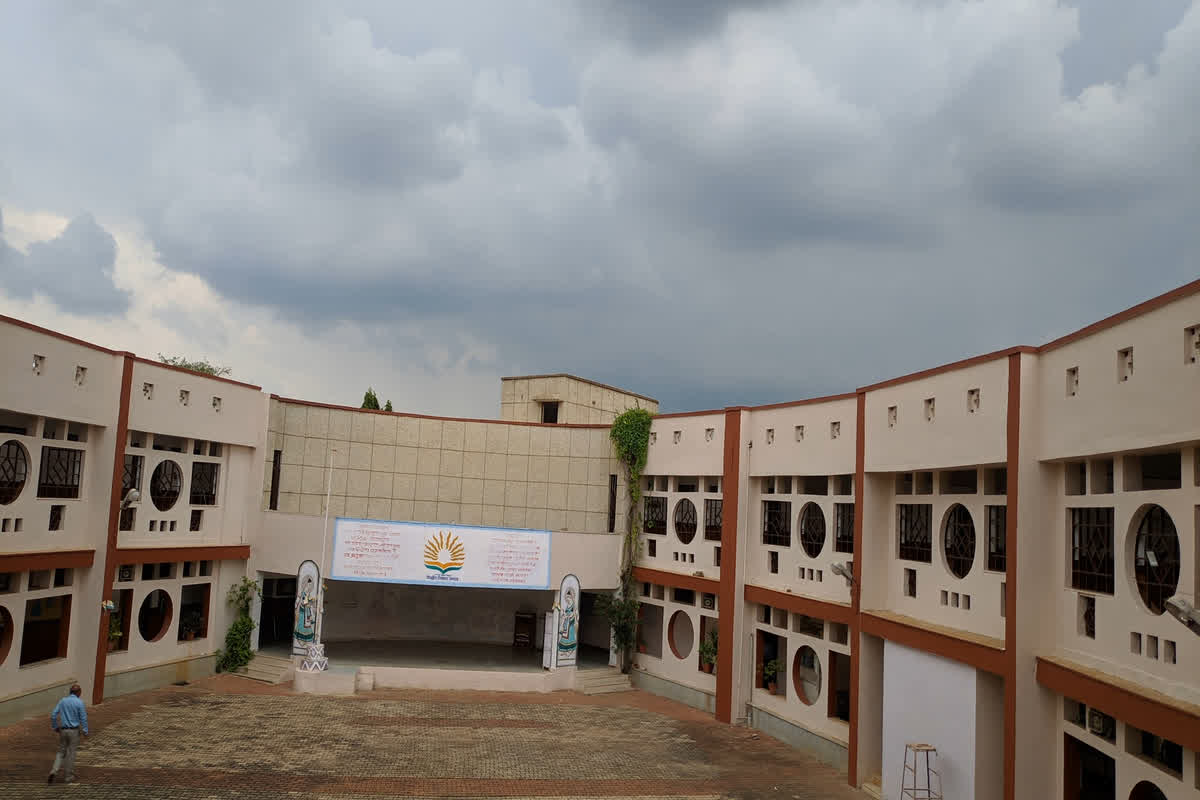 Kendriya Vidyalaya in Madhya Pradesh: प्रदेश को पीएम मोदी की बड़ी सौगात, इन जिलों में खुलेंगे 11 नए केंद्रीय विद्यालय, शिक्षा के क्षेत्र में राज्य को मिलेगी नई ऊंचाई