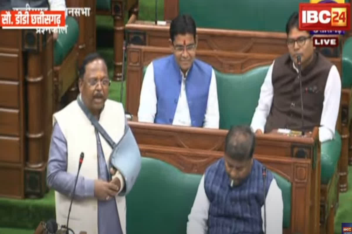 CG Assembly Winter Session Last Day: कांग्रेस विधायक ने उठाया आदिवासी हॉस्टलों में बच्चों की मौत का मामला, जानें जवाब में मंत्री रामविचार नेताम ने क्या कहा