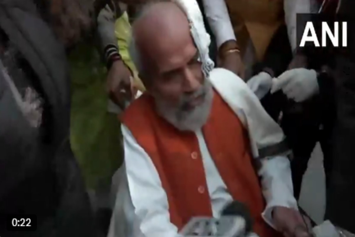 BJP MP Pratap Sarangi injured : बीजेपी सांसद प्रताप सारंगी हुए लहूलुहान.. अस्पताल में किया गया भर्ती, कहा- ‘राहुल गांधी ने धक्का मारा’