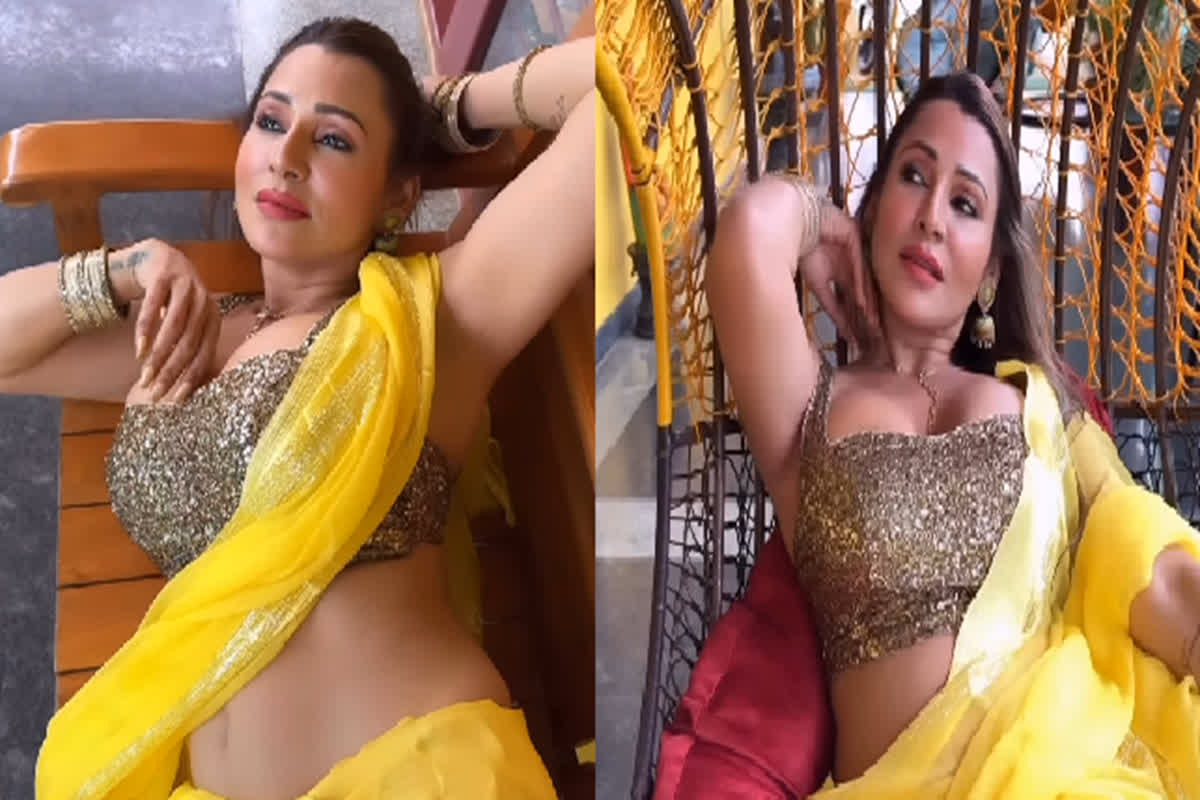 Desi Bhabhi Sexy Video : भाभी की मदमस्त जवानी ने सोशल मीडिया में लगाई आग, पीली साड़ी में दिखाई दिलकश अदाएं, वायरल हुआ ये सेक्सी वीडियो