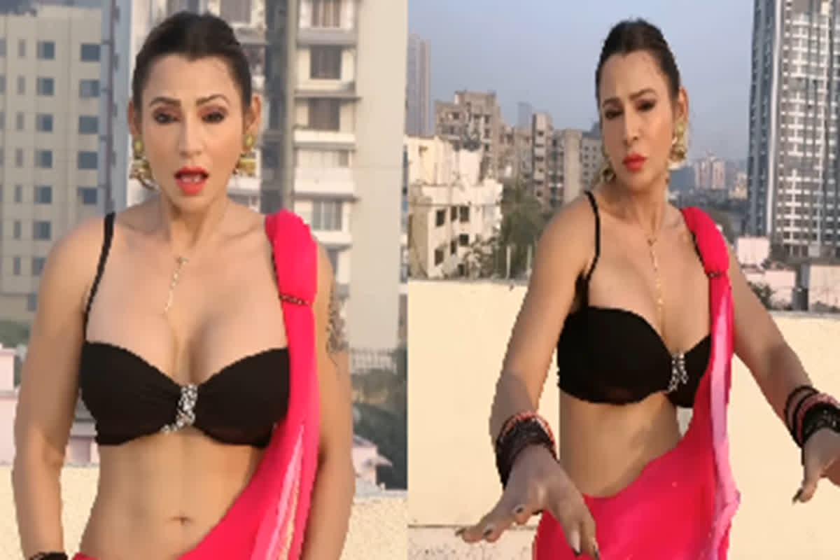 Hot Bhabhi Sexy Video : ब्लैक ब्रा और पिंक साड़ी में भाभी ने दिखाई सेक्सी अदाएं, जबरदस्त डांस मूव्स देख धड़का फैंस का दिल, वायरल हुआ वीडियो