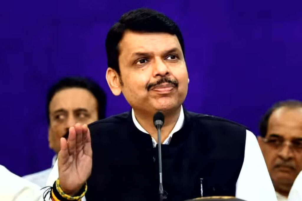 Fadnavis Cabinet Meeting। Photo Credit: IBC24 File