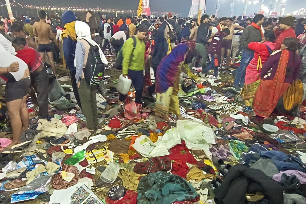 Prayagraj Mahakumbh Stampede. Image Source- IBC24