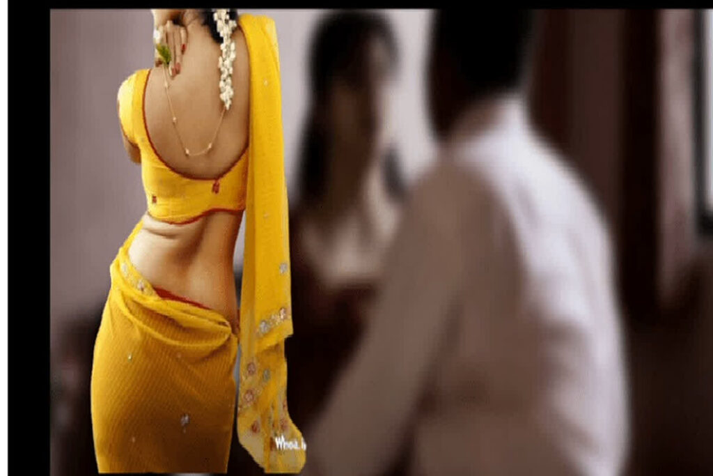 Watch Husband wife Sexy Video Live / पति ने दोस्तों से कराया पत्नी का कराया बलात्कार / Image Source: Symbolic