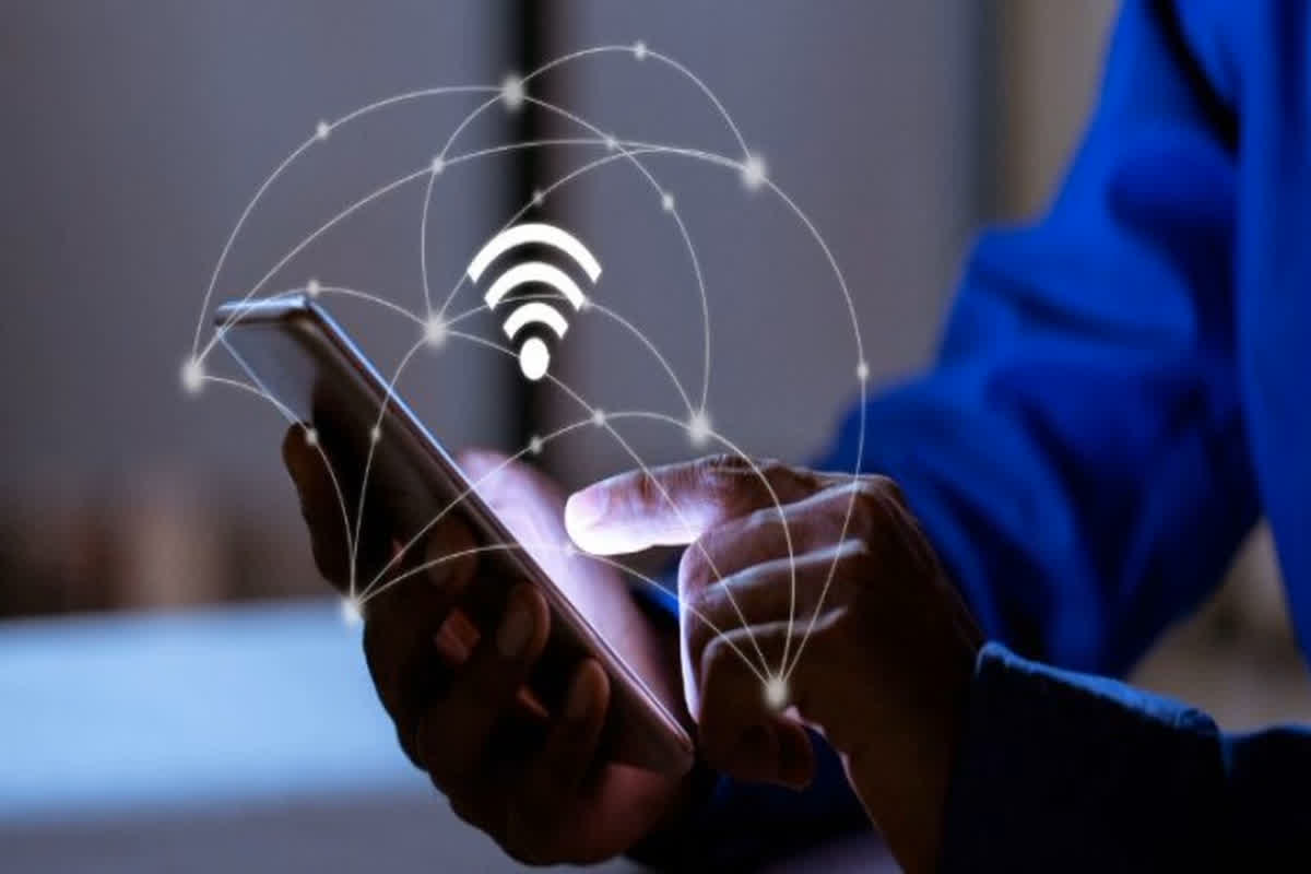 Cheapest WiFi Plan: वाई-फ़ाई यूजर्स की मौज.. इस प्लान के साथ 3 महीने के लिए मुफ्त में मिलेगा सुपरफास्ट इंटरनेट का मजा, देखें डिटेल्स