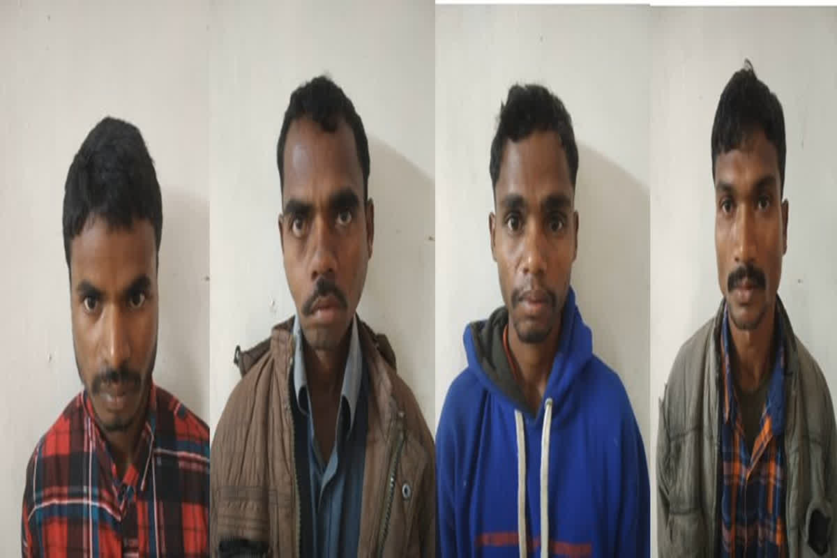 Naxalite Arrested In Bijapur: 4 माओवादियों को जवानों ने किया गिरफ्तार, विस्फोटक सामग्री समेत अन्य चीजे की गई जब्त