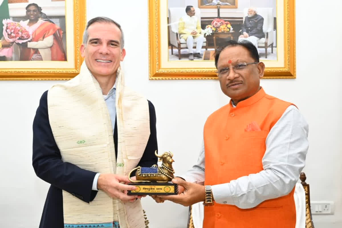 Eric Garcetti Meet CM Sai: सीएम साय से मिले अमेरिकी राजदूत एरिक गार्सेटी, IT और सेमीकंडक्टर जैसे क्षेत्रों में निवेश को लेकर की अहम चर्चा