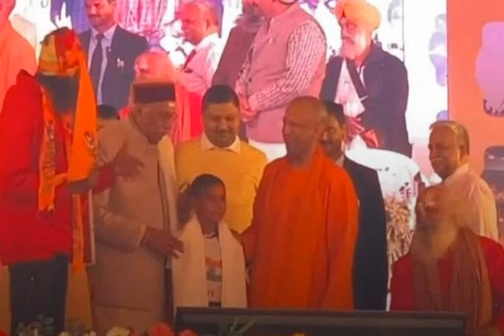 CM Yogi Honored Mohabbat / Image Credit : Panchjanya X Handle