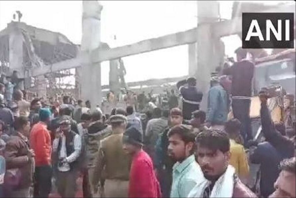 Kannauj Railway Station Accident News | Source : ANI