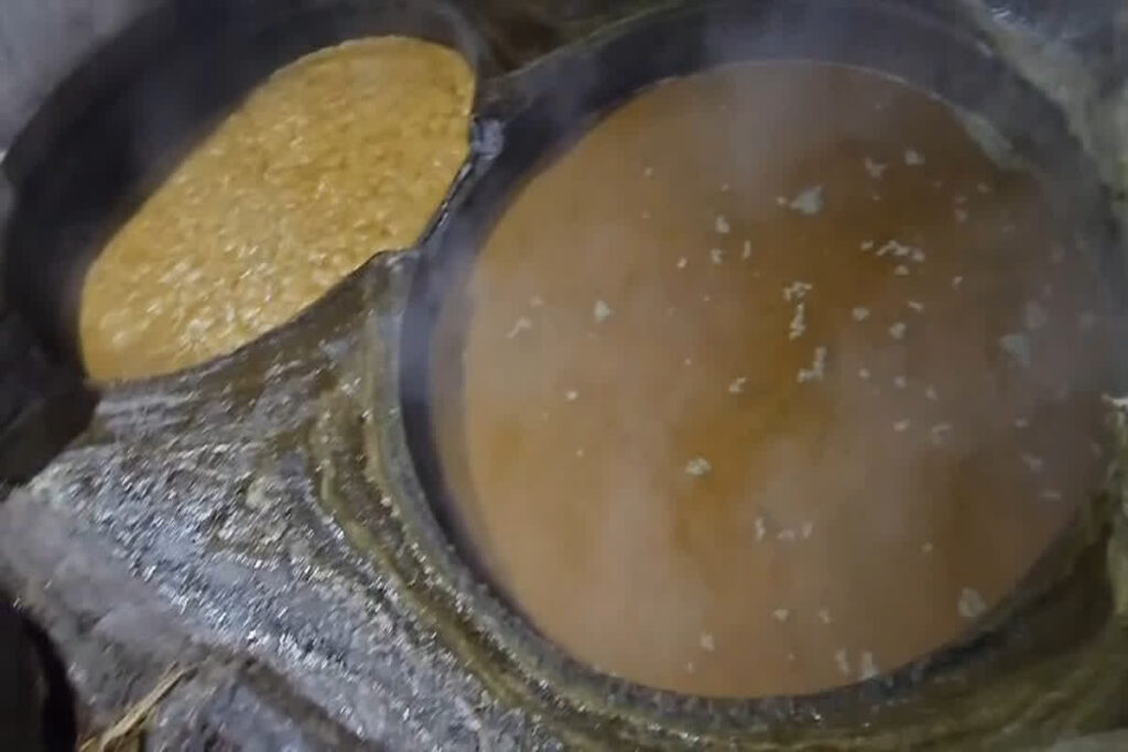 Adulteration in jaggery in kawardha: image source-IBC24