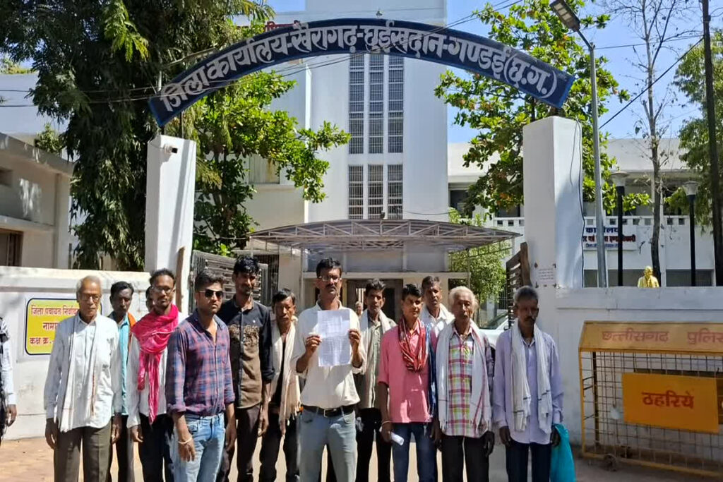 Election Boycott in Kurrubhat| Photo Credit: IBC24