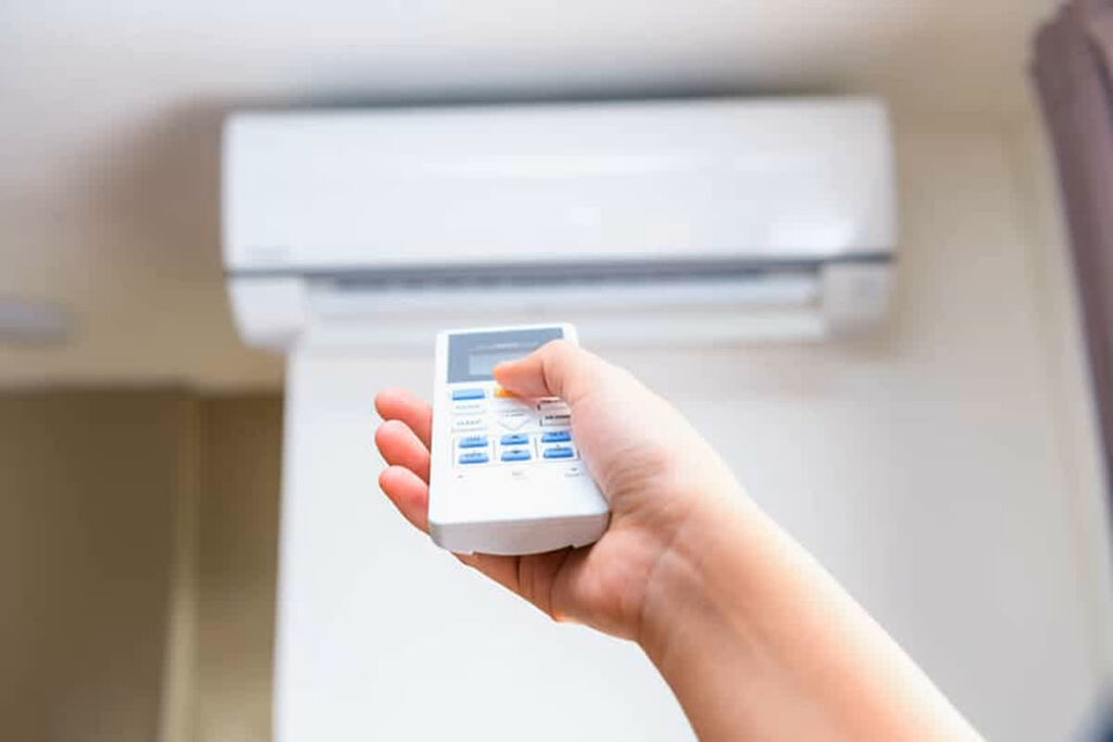 AC Energy Saving Tips: एसी चलाने के बाद भी कम आएगा नहीं लगेगा बिजली बिल का झटका / Image Source: Symbolic