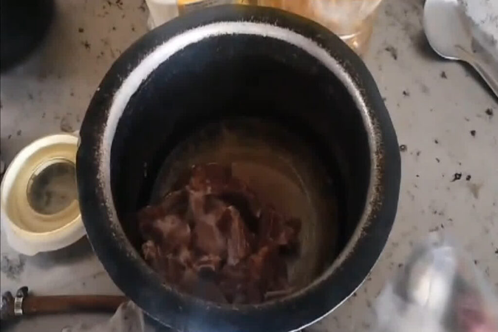 Chicken-Mutton Video Viral | Image Source | IBC24