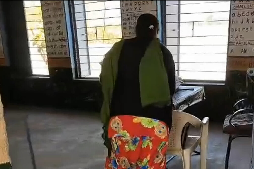 Female teacher Viral Video | Image Source | IBC 24