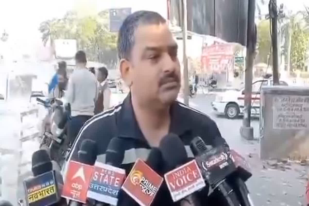 Suspended SI Left Hindu Dharma: ‘मैं हिंदू धर्म छोड़ रहा हूं…पूजा पाठ करते-करते परेशान हो चुका हूं’ निलंबित पुलिसकर्मी के ऐलान के बाद मचा हड़कंप