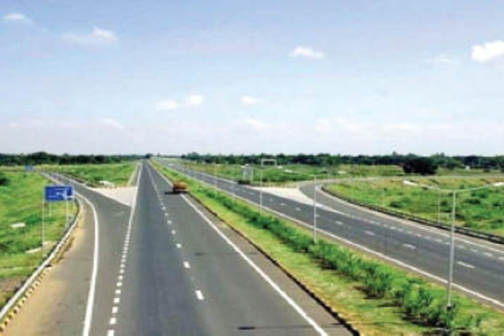 Durg-Raipur Bypass Road. Image Soruce- IBC24 Archive
